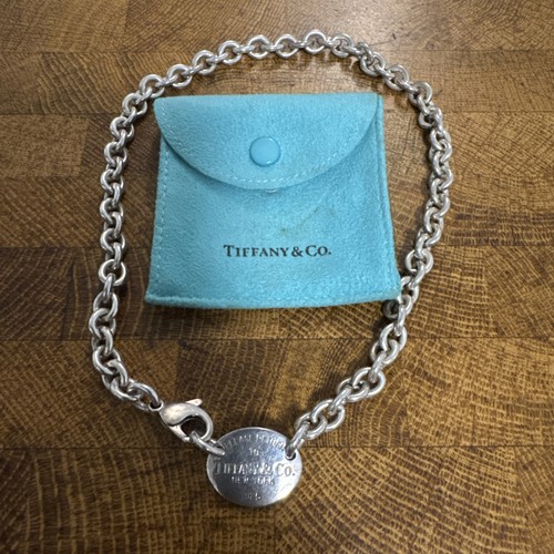 Tiffany return to - &,