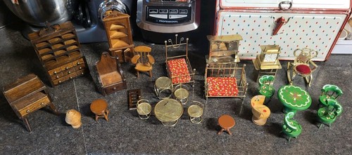 Vintage doll house - 25,