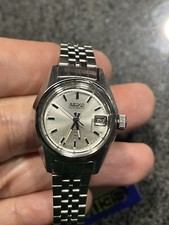 Beautiful Seiko Lady 2205-1040