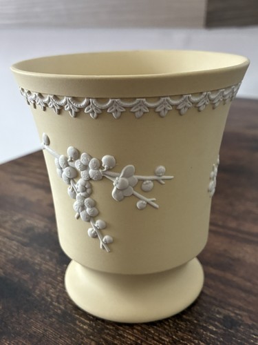 Wedgwood primrose yellow - wedgwood,