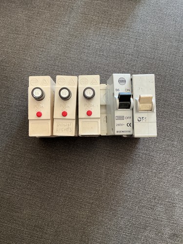 Wylex amp curve - 3, mcb