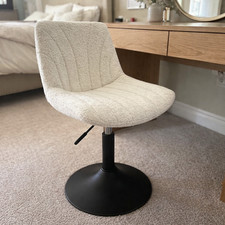 Swivel Dressing Stool