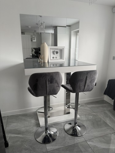 Breakfast bar table - breakfast,