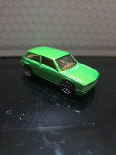 Hotwheels volkswagen brasilia - hotwheels,