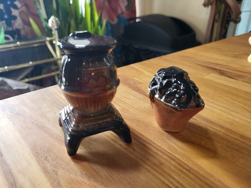Vintage pot belly - belly, coal