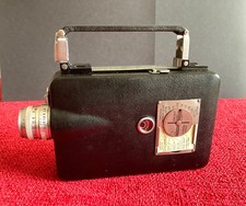 *KODAK 16MM MAGAZINE CINE CAMERA* WITH 25MM 1.9 LENS *INCLUDING HARD CASE*