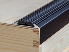 900mm x 46mm x 30mm, ANODISED