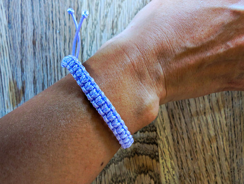 Lilac macrame bracelet - lilac,