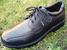 Clarks ACTIVE-AIR Black