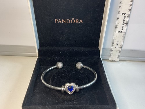 Pandora open bangle pave ends - open,