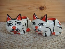 2 x Signed Ltd Ed Lorna Bailey Old Ellgreave Pottery Burslem  Cat Egg Cups