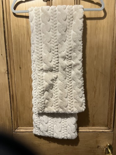 Scarf letter winter - winter, new