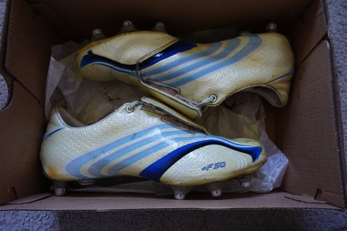 Football boots adidas - football,