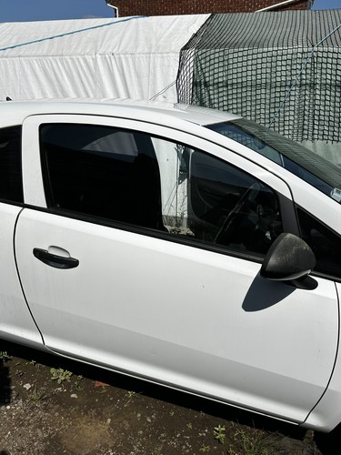 Vauxhall corsa drivers - d,