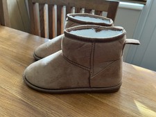 LADIES MICRO SUEDE FUR LINED