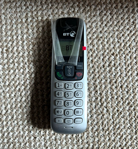 Cordless phone handset with - bt,
