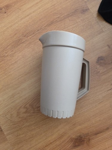 Tupperware jug with - with, sealable