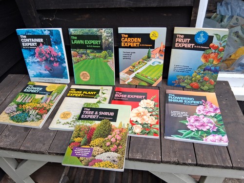 G hessayon gardening - 9,