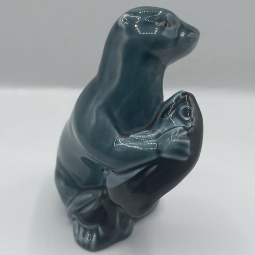 Vintage poole pottery otter - poole,