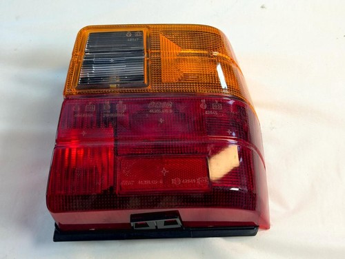 5960221 right rear light - right,