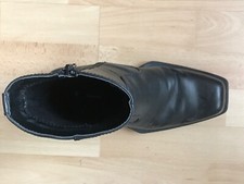 Zara shoes boots black man 6.5