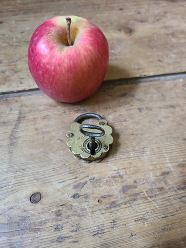 Super little antique - little,