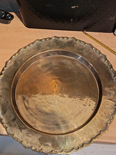 Brass plate with chinese - with,