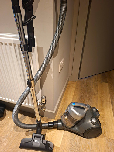 Russell hobbs bagless cylinder - russell,