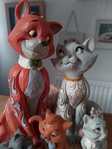 Disney traditions showcase - disney,