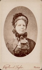 LONDON CDV PORTRAIT LADY