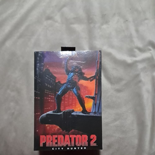 Neca predator ultimate - predator, city
