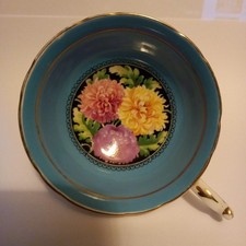 STUNNING VINTAGE PARAGON