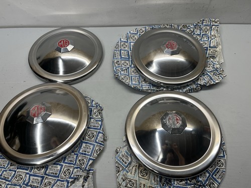 Magnette hub caps with - ,