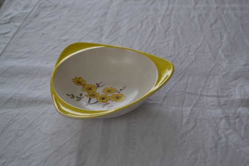 Vintage carlton ware - carlton, yellow
