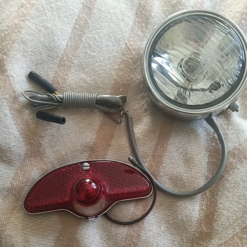 Genuine lucas l590 rear light - genuine,