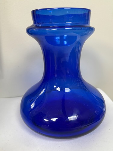Beautiful vintage blue glass - beautiful,