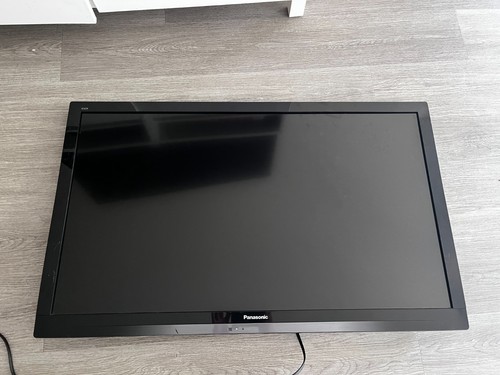 Used panasonic l42e3 - tv, tc-l42e3