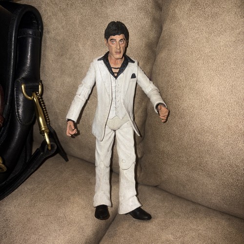 Scarface 2005 mezco the - scarface,