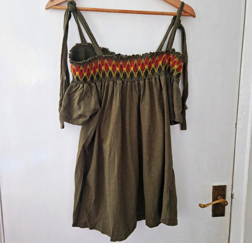 Pep khaki top - co,