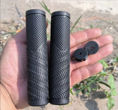Bicycle handlebar grips - gt,