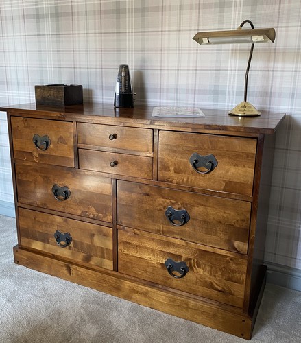 Laura ashley garrat - ashley,
