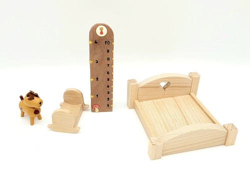 12 handcrafted wood - 1:12,