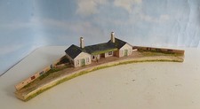 N gauge model railway building