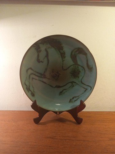 Vintage surrey ceramics plate - surrey,