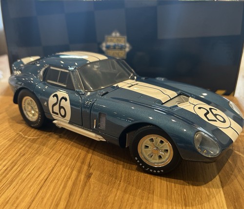 Exoto daytona cobra - 1/18,