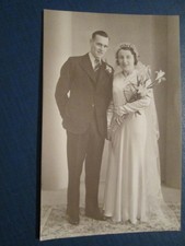 Postcard - Wedding portrait (Goodchild, King's Lynn) Unposted