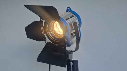 Used arri studio 300w plus - arri,