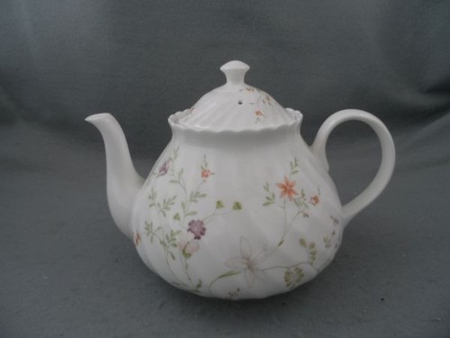 Wedgwood campion teapot - wedgwood,