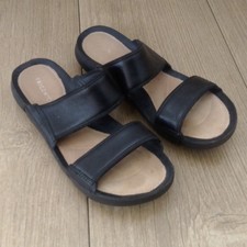 Clarks Trigenic Black Slip On Sandals Size 6 D Leather Upper