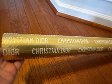 🎁 Christian Dior Designer